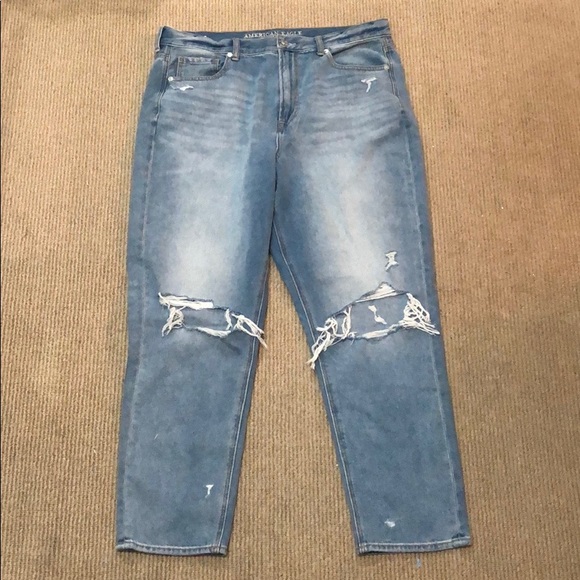 American Eagle Mom Jeans distressed Light - Picture 2 of 3